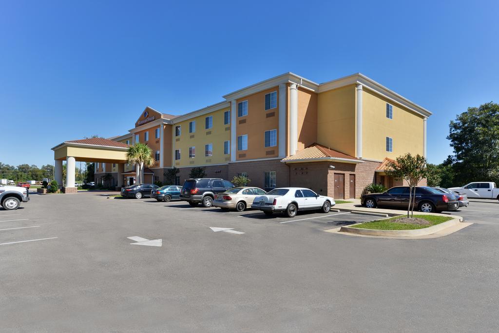 Comfort Suites Alexandria Bagian luar foto