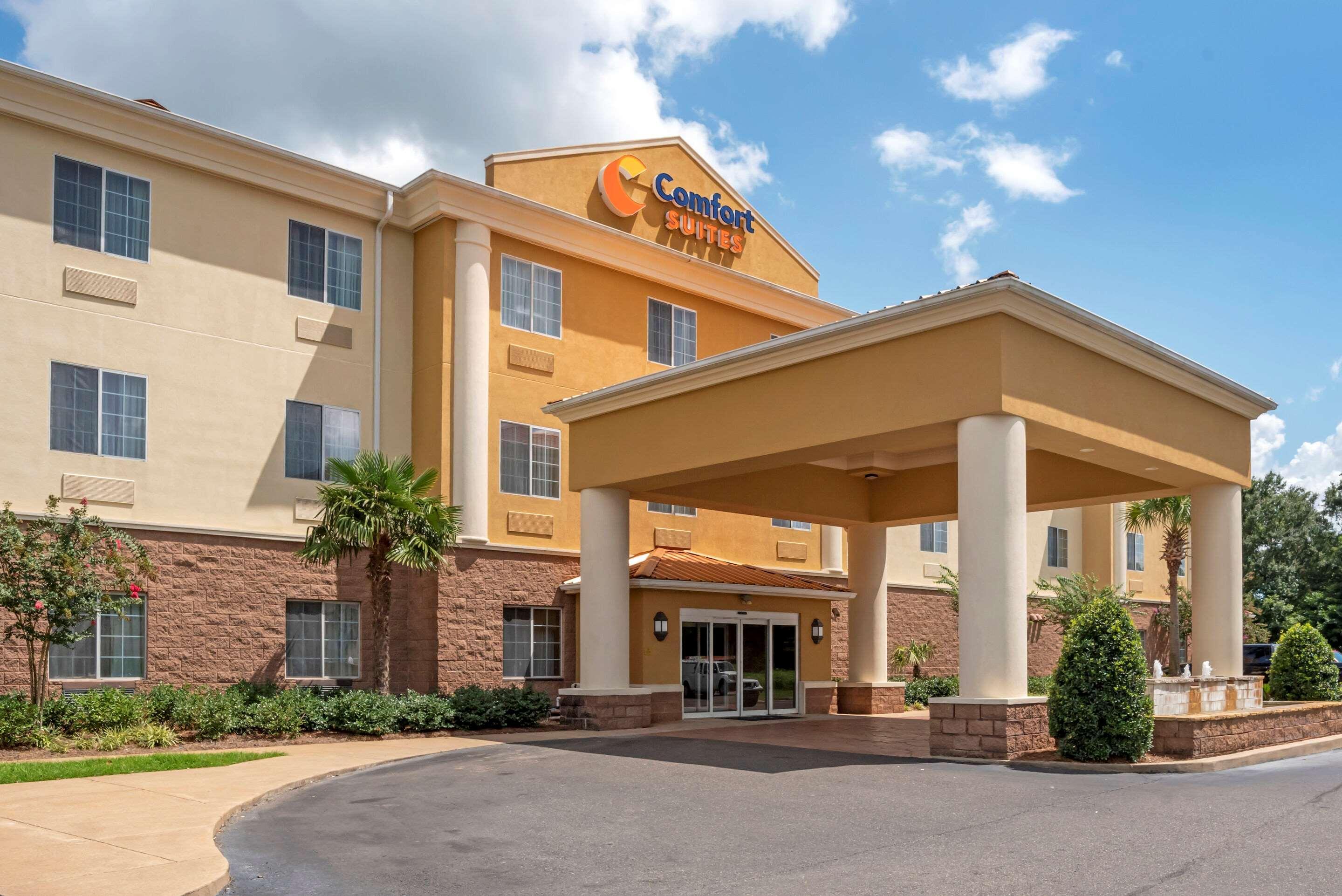 Comfort Suites Alexandria Bagian luar foto